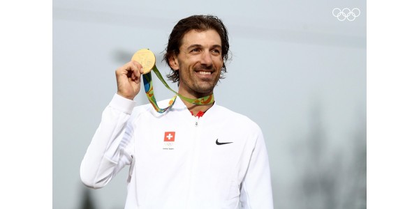 Pidcock bleibt bei Ineos Grenadiers